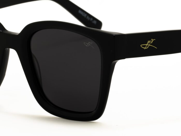 عینک آفتابی کلاسیک پیلارجونیور 50291 - تصویر 2