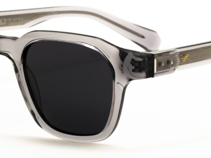 عینک آفتابی کلاسیک پیلارجونیور 87656 - تصویر 2