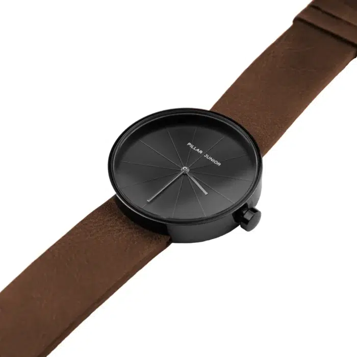 ساعت مچی مینیمال پیلار جونیور - بند چرم قهوه‌ای،صفحه مشکی - تصویر 2